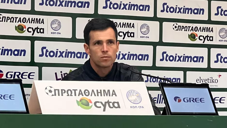 Μπεντόγια: "Δεν είναι 45 λεπτά ένας αγώνας, να 'πεθάνουμε' για την πρόκριση" 