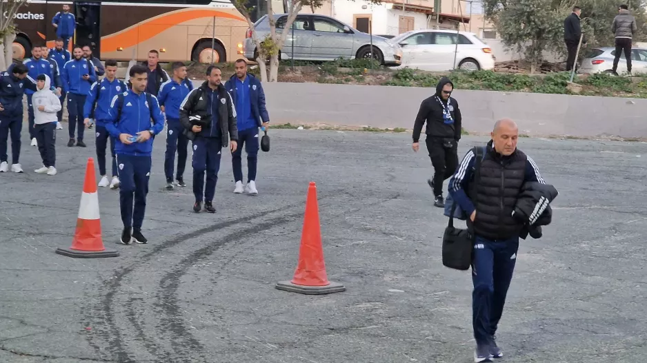 Οδηγός... ο Βέσκο, στο "ΠΑΠ" η "μπλε" αποστολή (φώτος)