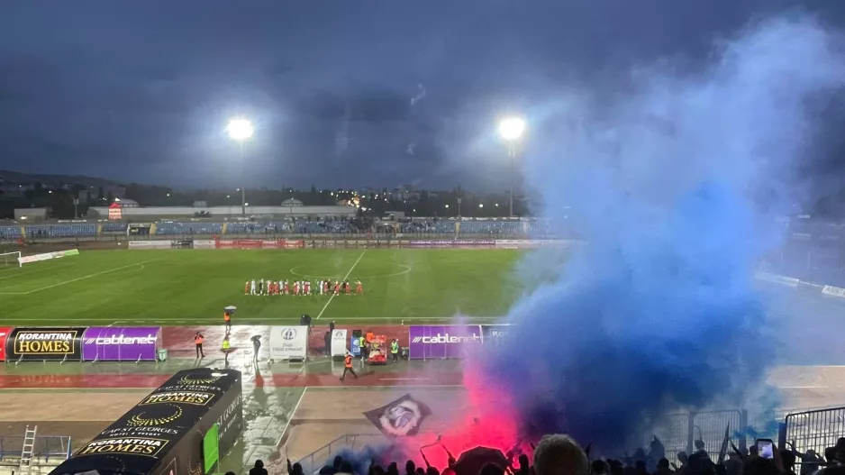 Aτμόσφαιρα οι Παφίτες (βίντεο)