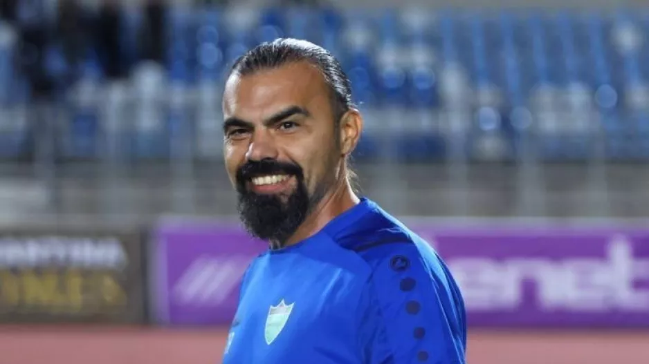 Τα ηνία στον Ρωσταντή