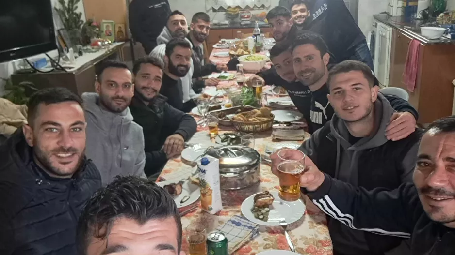 Τραπέζωμα πριν το ντέρμπι