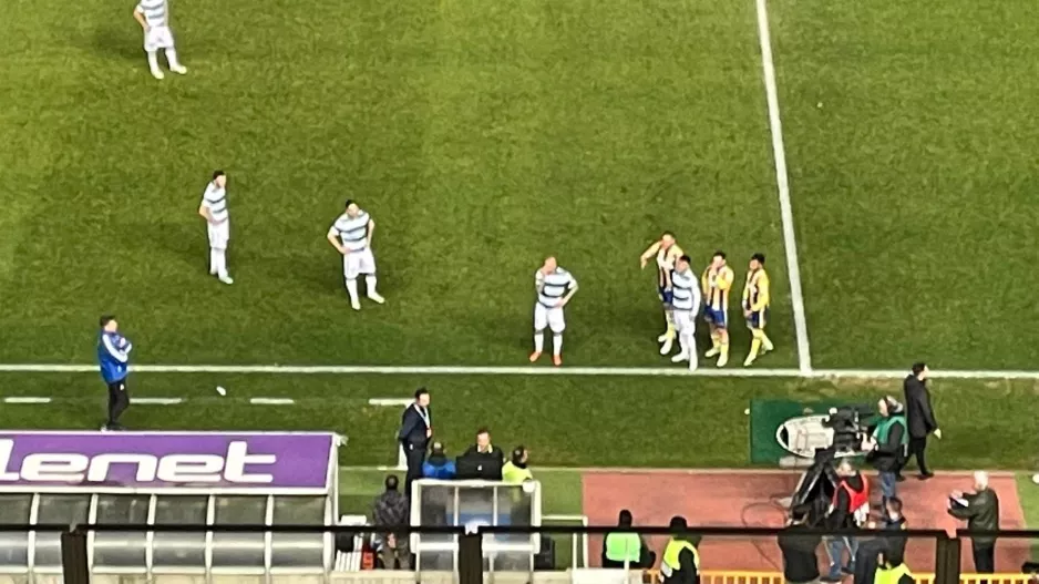 Σκόραρε ο ΑΠΟΕΛ, άκυρο μέσω onfield review