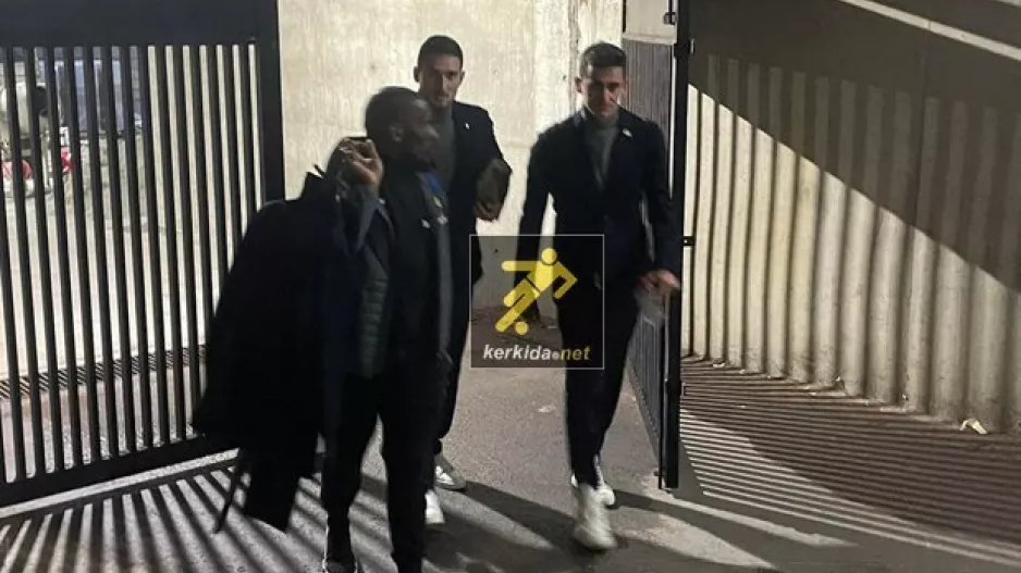 Φώτος/ΑΠΟΕΛ - Έφυγαν... με χαμόγελο