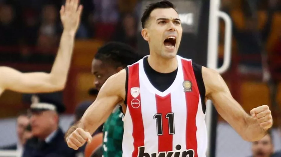 Με Σλούκα στην Κρήτη ο Ολυμπιακός