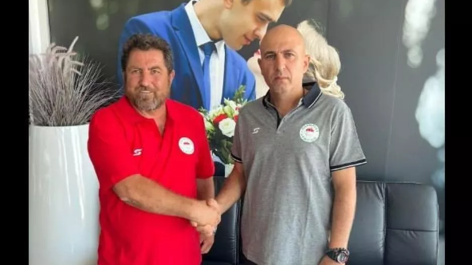 Επιστρέφει στο τιμόνι ο Στεφανίδης