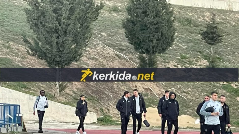 (Φώτος) Στο στάδιο η ΑΕΛ 