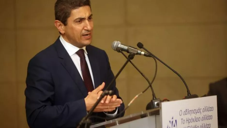 Αυγενάκης: «Ανακρίβειες στο δημοσίευμα για το Μουντιάλ, σε πρώιμο στάδιο οι επαφές»