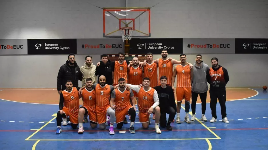 Εύκολη νίκη και τίτλος!