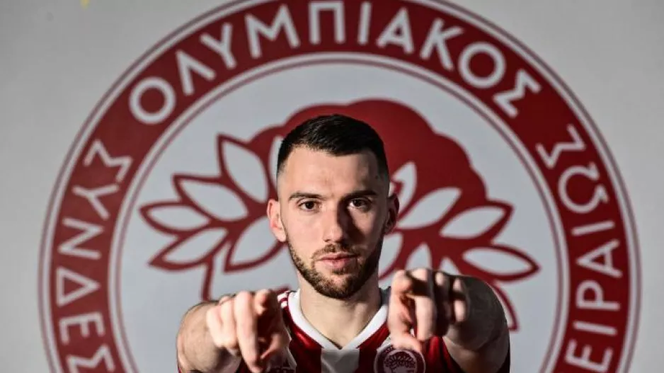 Μπουτούτσι: «Πρωτάθλημα και Κύπελλο με τον Ολυμπιακό»