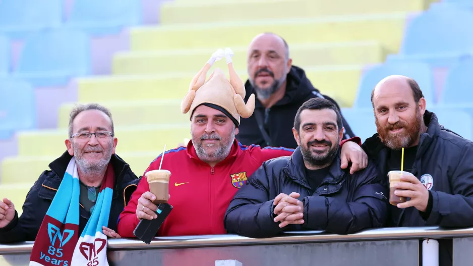 Πέντε/Ένα για τον καθένα!