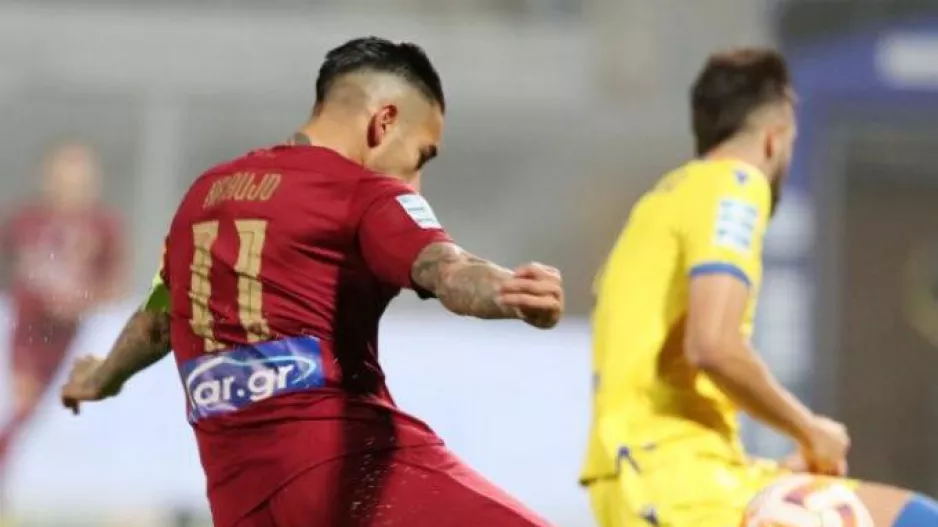 AEK: Εκτός Φερνάντες, Μοχαμάντι και Φαν Βέερτ εν όψει Αστέρα