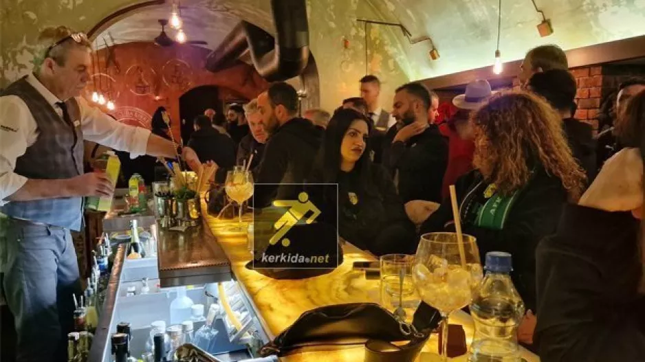 ΑΕΚτζίδικο πάρτι στο The Cuba Libre! (φώτος kerkida)