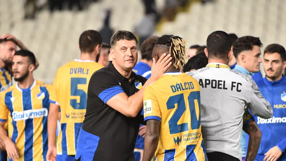 ΑΠΟΕΛ - Το 1/4 τους βάζει όλους στην πρίζα