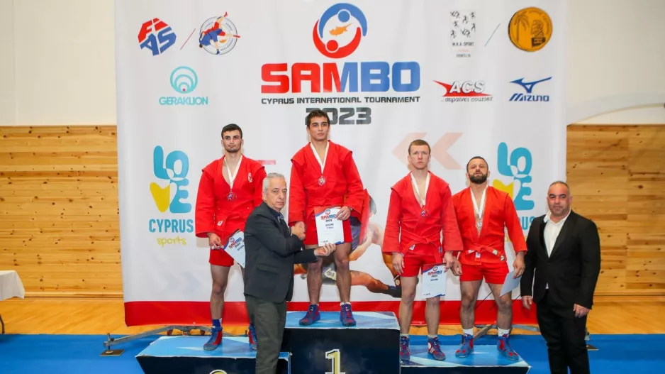 Στην τελετή έναρξης του διεθνούς τουρνουά Σάμπο ο Κωστάκης Κουκκουλλής