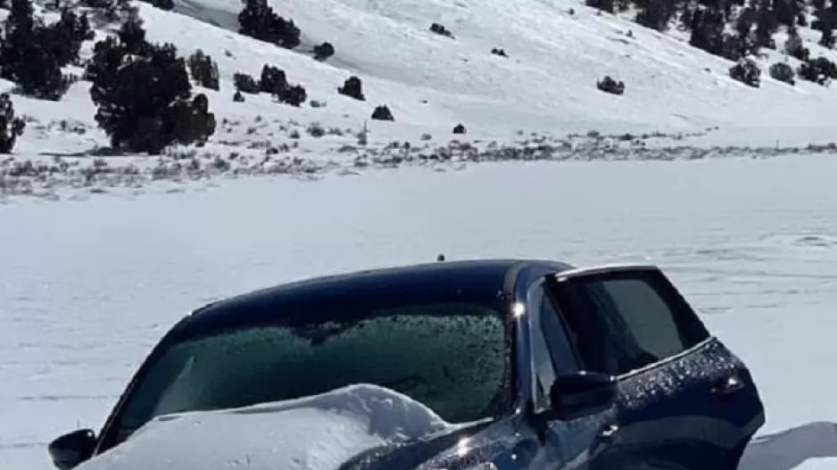 Εγκλωβίστηκε σε χιονοθύελλα για μια εβδομάδα – Επιβίωσε τρώγοντας κρουασάν και καραμέλες