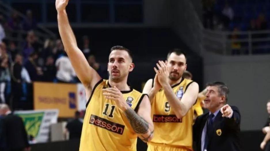 Έπαιξε με ένεση στο δεύτερο ημίχρονο κόντρα στον Παναθηναϊκό