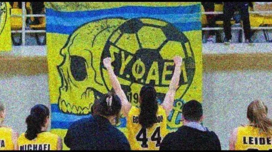 Θύρα 3: "Χρέος όλων μας είναι να βρισκόμαστε στο κάστρο μας"