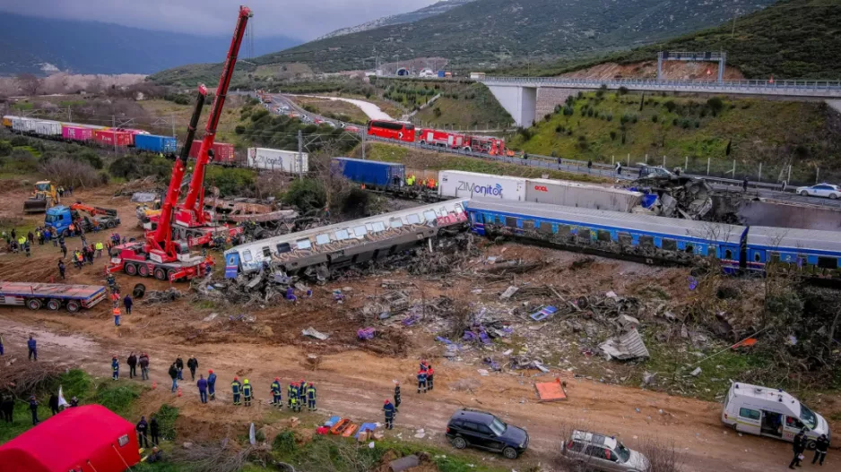 Σύγκρουση τρένων στη Λάρισα: Το ξεχασμένο κλειδί έφερε την μεγαλύτερη σιδηροδρομική τραγωδία