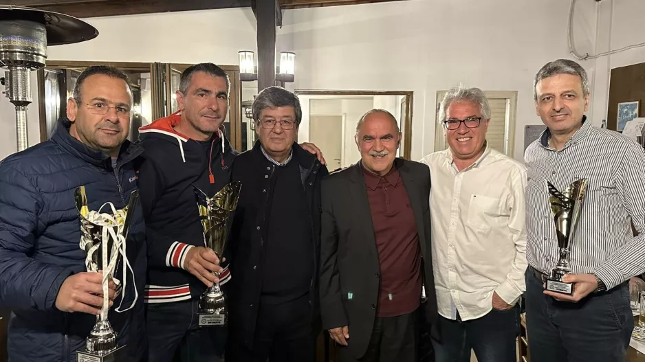 Η απονομή του Πρωταθλήματος Μικτών Πόλεων από τον Ανδρέα Μιχαηλίδη