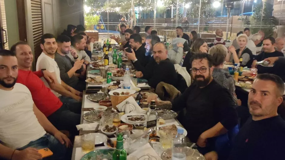 Εξοδος των πρωταγωνιστών