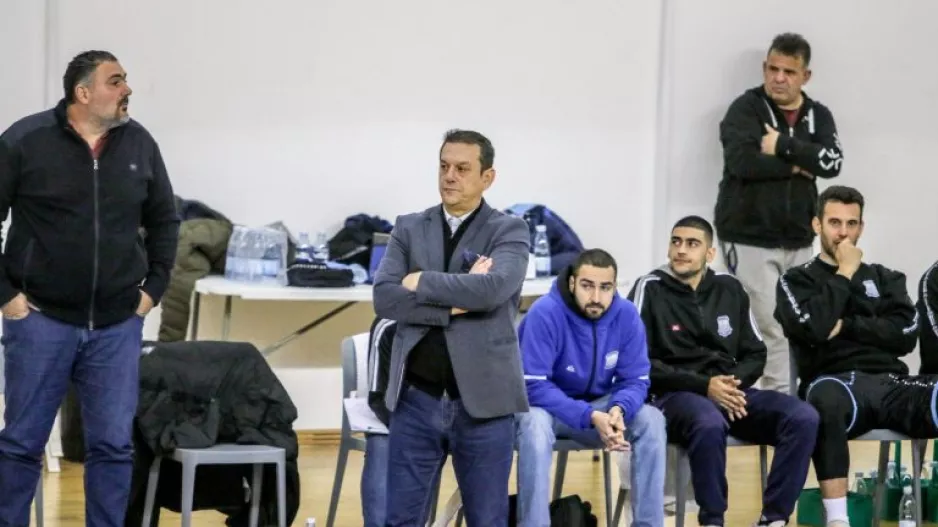 Στον Απόλλωνα και του χρόνου