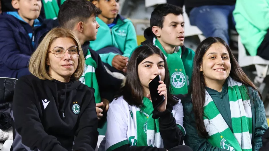 Ανάρτηση Ομόνοιας: "Ποιος είναι ο λόγος για να ζω χωρίς τον πράσινο λαό" (Φώτος)