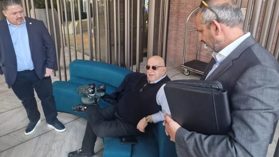 Άλλα έλεγε...