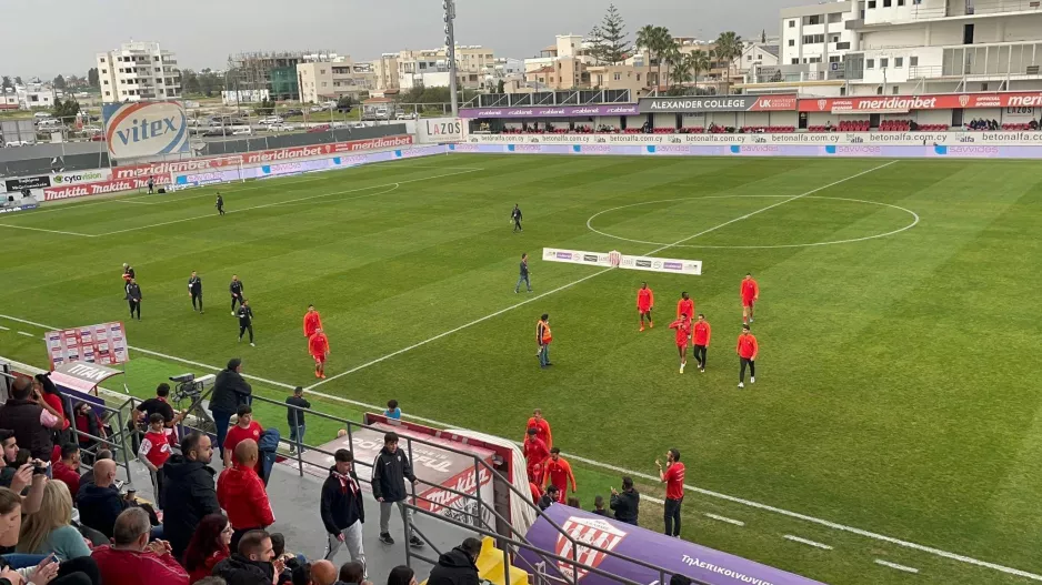 Οι Σαλαμιναίοι... "Ντόπες" λίγο πριν την έναρξη (βίντεο)