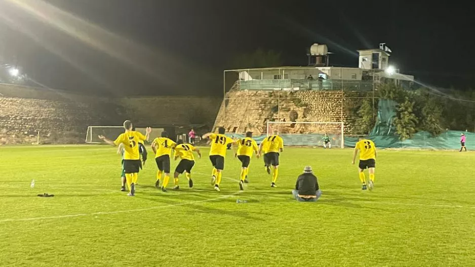 Πρόκριση στον τελικό μέσω… πέναλτι για Σιά!