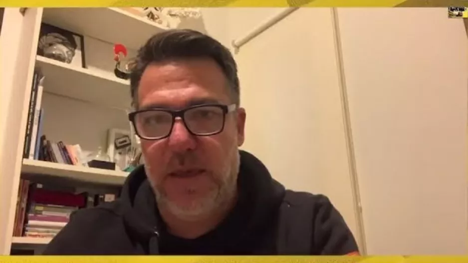 "Όλοι να είμαστε ένα/Φοβάμαι περισσότερο το κακό ΑΠΟΕΛ!"