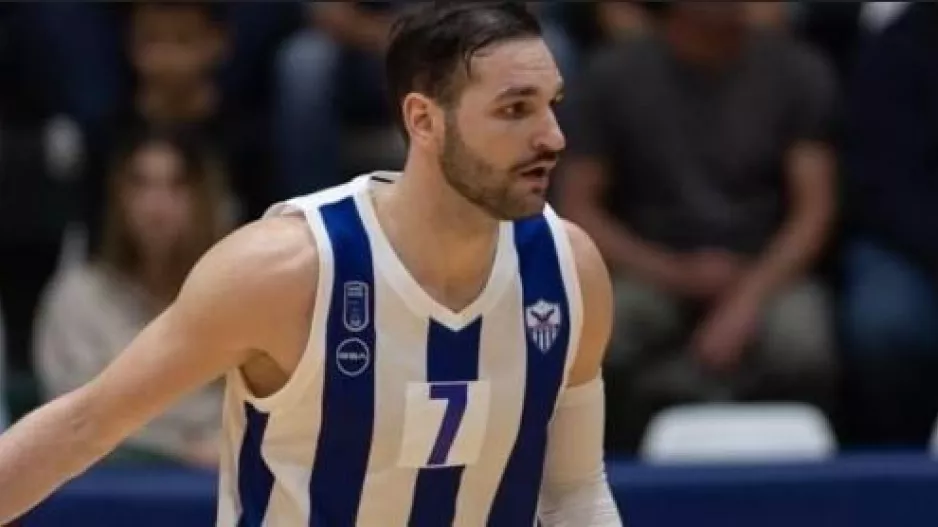 Πλήγμα στην Ανόρθωση με Sanadze