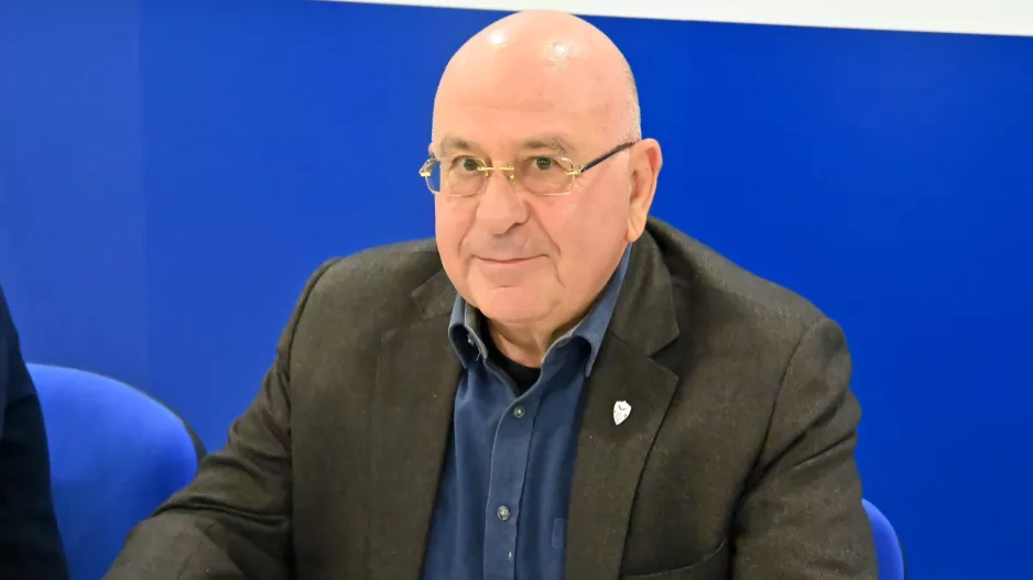 ΑΝΟ / Ποιος ξέρει τι να έχει στο μυαλό του ο Πουλλαΐδης;