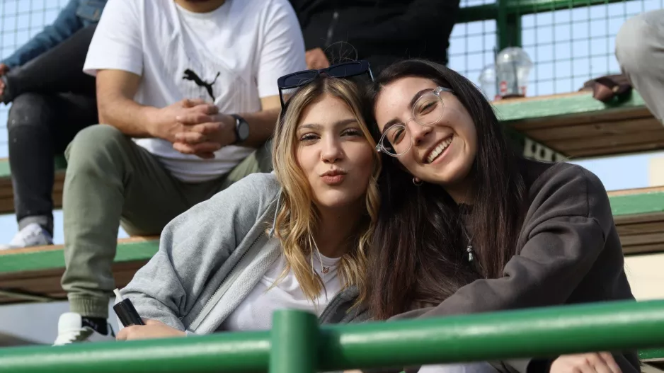 Γέμισαν τις κερκίδες στα Λατσιά! (φώτος)