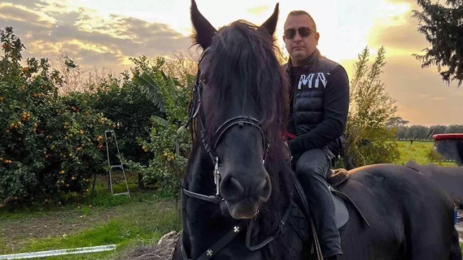 Καβάλα... στ' άλογο!