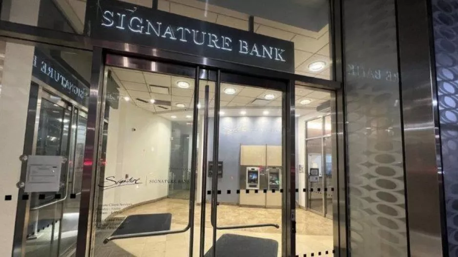 Κατέρρευσε και η Signature Bank μετά την Silicon Valley