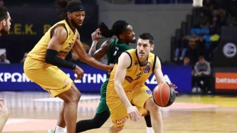 "Η ΑΕΚ είναι μεγάλη ομάδα, ελπίζω να κερδίσουμε και τον Ολυμπιακό"
