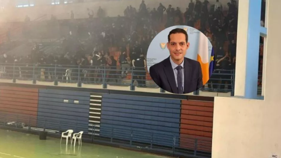Κυβ. Εκπρόσωπος για τα επεισόδια: "Ο διαχωρισμός φιλάθλου και χούλιγκαν πρέπει επιτέλους να γίνει" (Συγκλήθηκε Σύσκεψη)