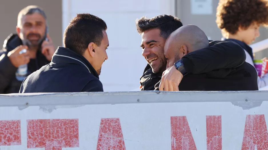 ΑΠΟΕΛ/ Reunion... με αγκαλιές και χαμόγελα! (Φώτος) 