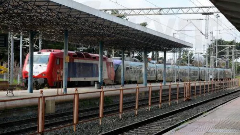 Με προβλήματα επανεκκίνησε ο σιδηρόδρομος στην Ελλάδα
