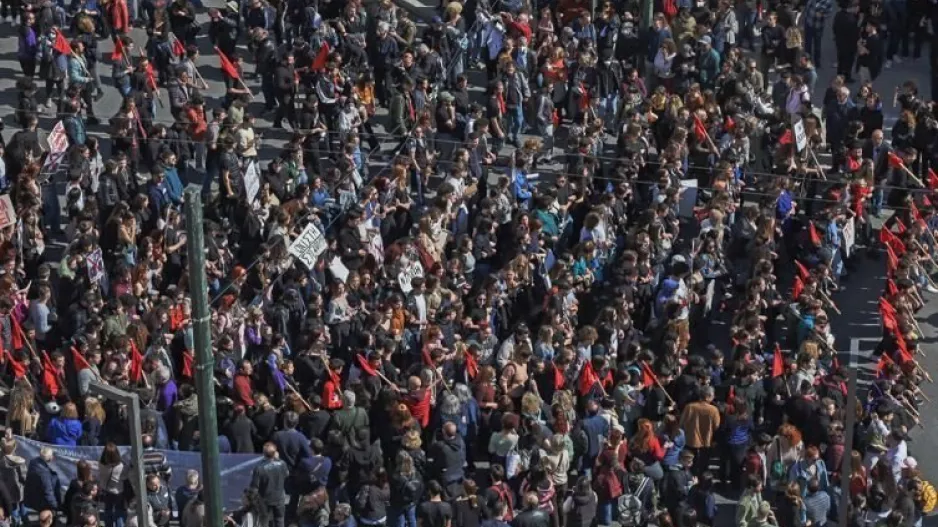 Ανθρώπινο... ποτάμι οργής για την τραγωδία των Τεμπών!