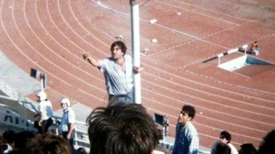 Πέθανε ο Μάκης, θρυλικός πρόεδρος στη «Θύρα 4»