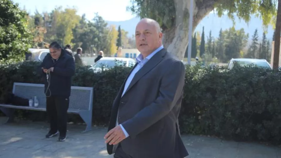 Μπέος: «Τι να περιμένουμε, ένα φιάσκο είναι»
