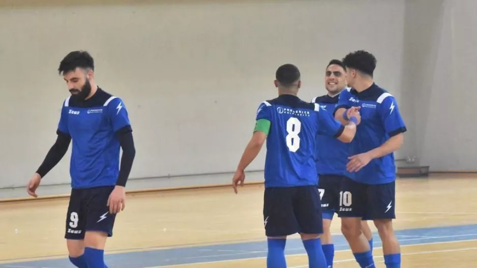 Εύκολα το Frederick, "Χ" UNIC και Ευρωπαϊκό