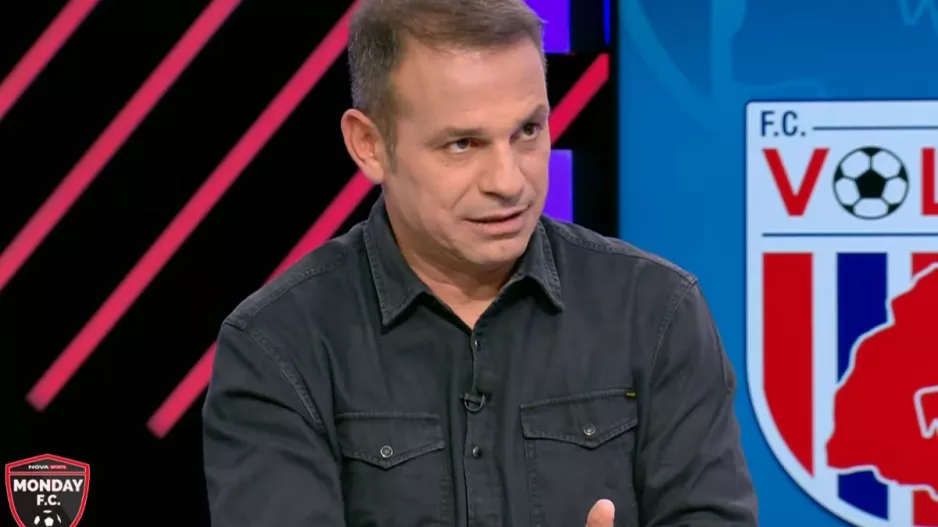 Ντέμης: "Ο Λουτσέσκου κάνει κακό στην ομάδα του και με τέτοιες δηλώσεις παράγει βία"