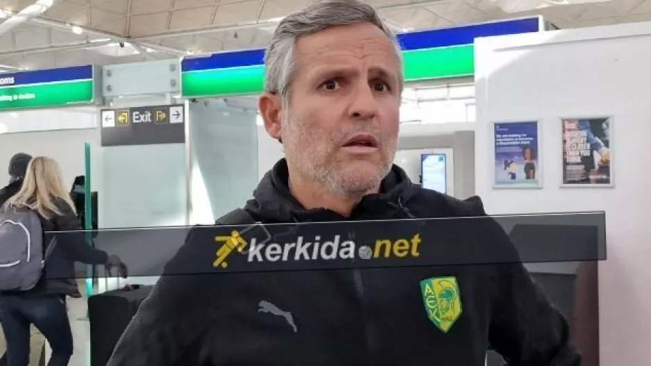 (ΒΙΝΤΕΟ) Τσάβι Ρόκα για Φωτίου: "Τον άγγιξα στον ώμο, δεν τον χτύπησα, αυτός με απείλησε!" 