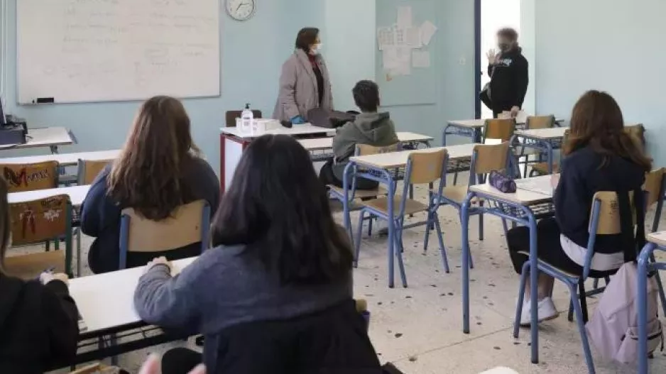 Ηράκλειο: 17χρονος πήγε στο σχολείο με όπλο–Σοκ για καθηγήτρια