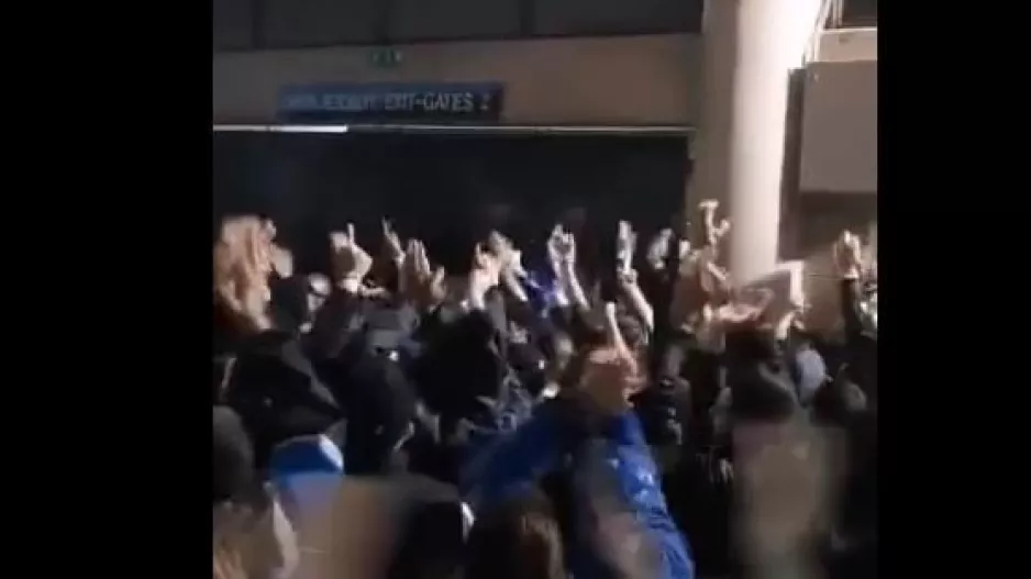 Βίντεο/Οι Απολλωνίστες έστησαν "πάρτι" έξω απ' την Βόρεια!