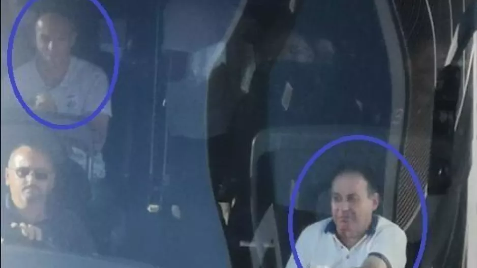 Ο ένας άλλαξε... θέση (Ο Μπογκτάν και ο Σωκράτης)!