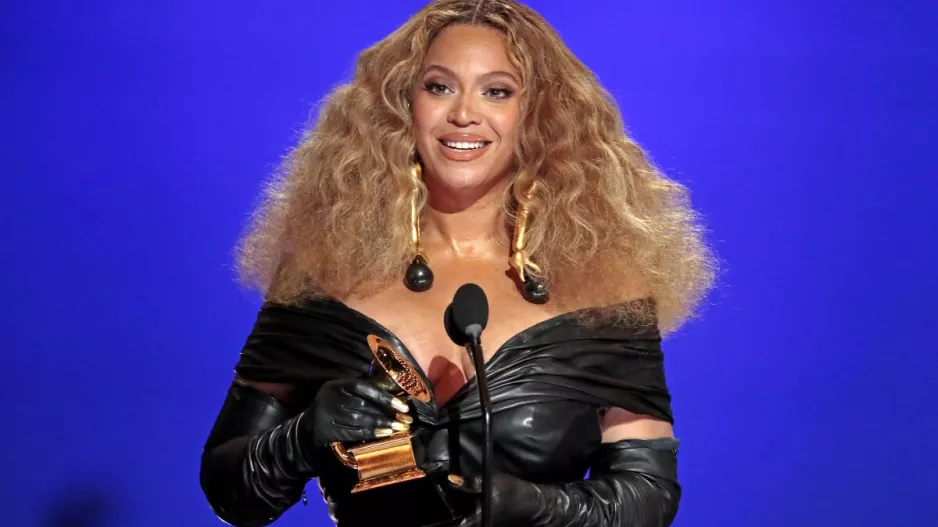 Η Beyonce ανοίγει πόλεμο με την εφορία