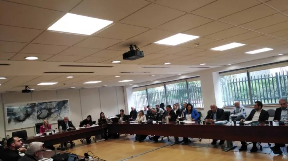 Η Βουλή θα ενημερώνεται από την Υπουργό κάθε δύο μήνες